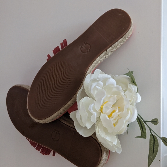 Sandals - Picture 3 of 4